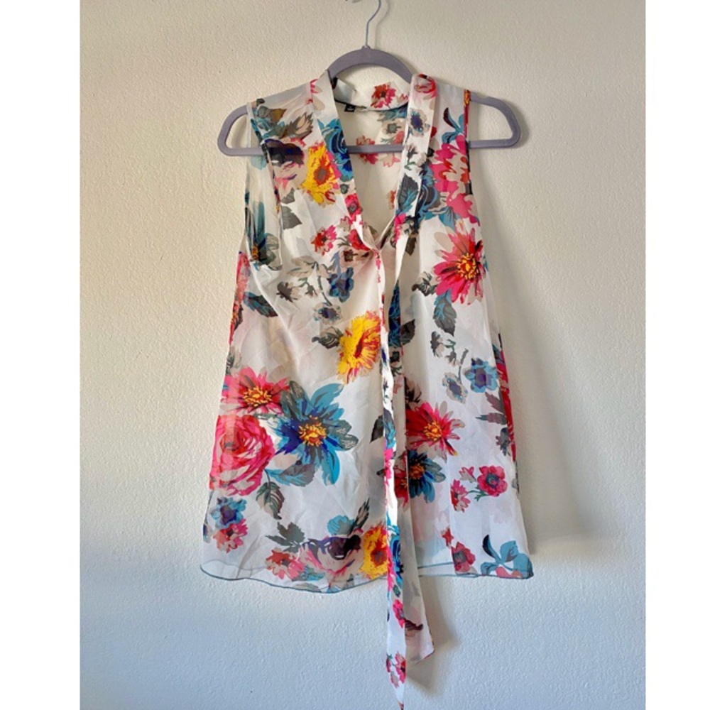 Cute Spring Floral Tank